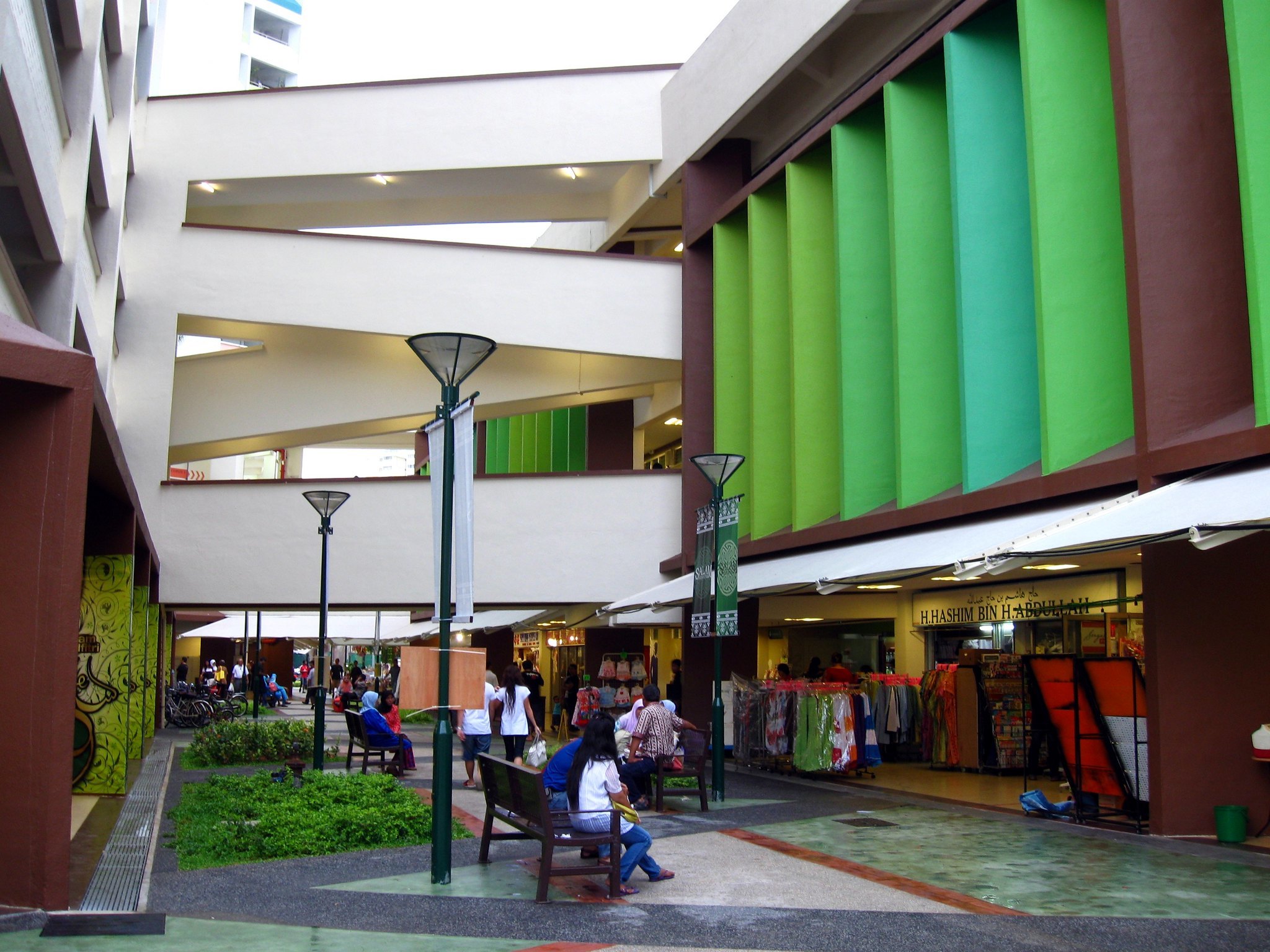 Joo Chiat Complex Shopping In Geylang Singapore