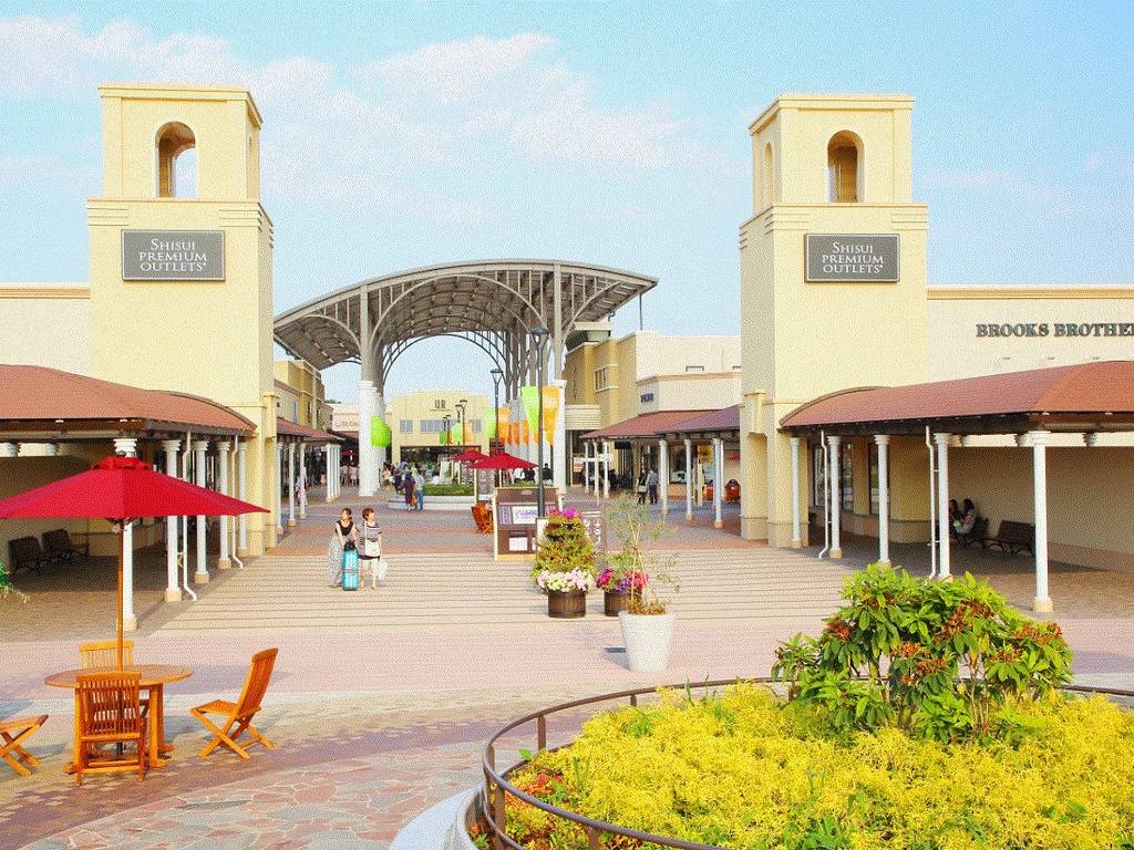 9 best outlet malls near Tokyo for discount designer fashion
