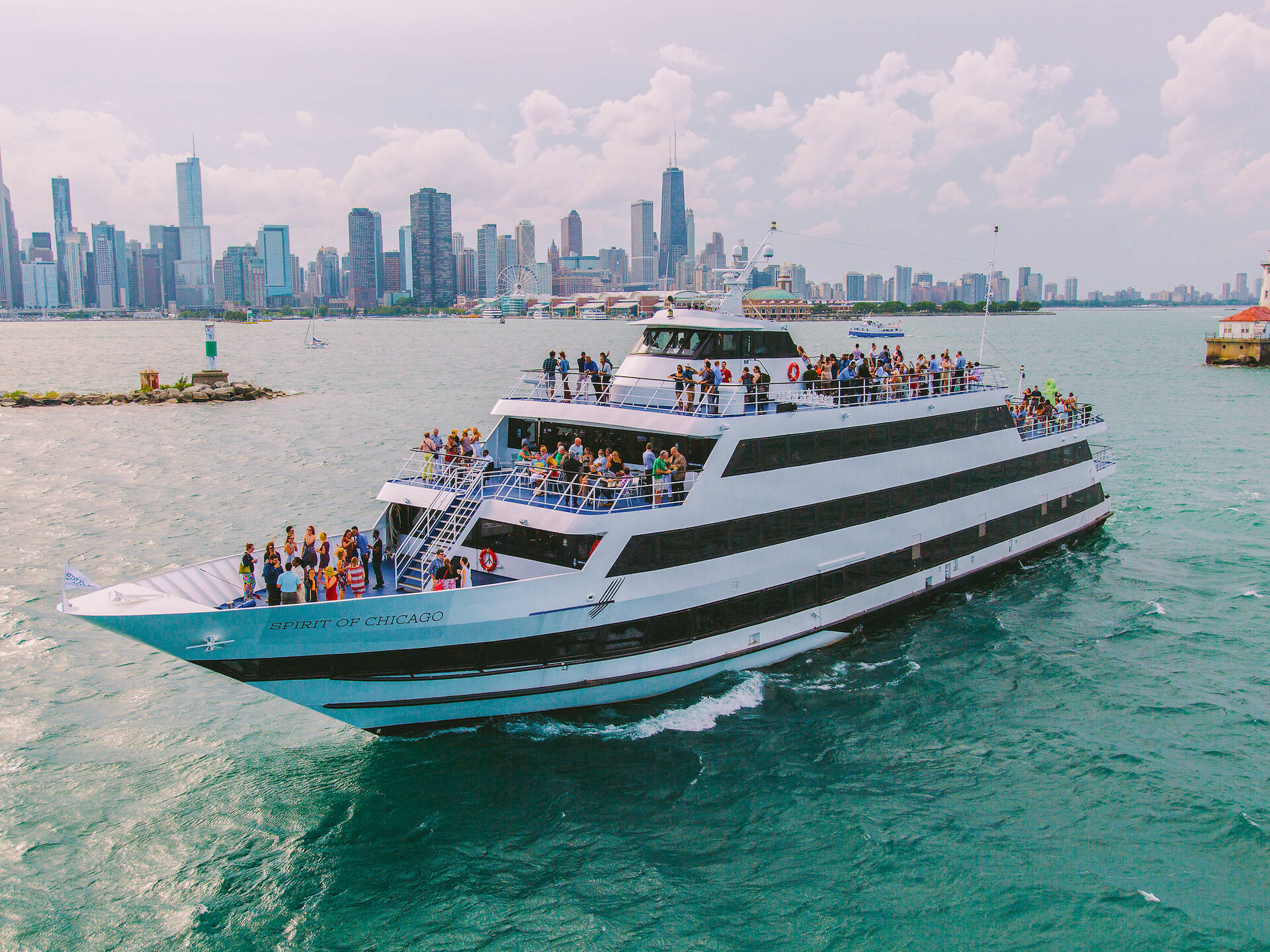 15 Best Boat Tours in Chicago for 2024 Best Things to Do in Chicago