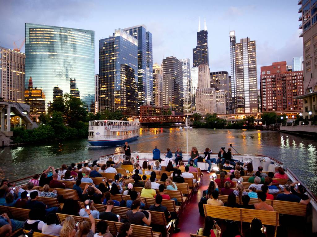 boat tour best chicago