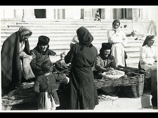 Os Arquivos fotográficos da Década de 1930 Os Arquivos fotográficos da Década de 1930
