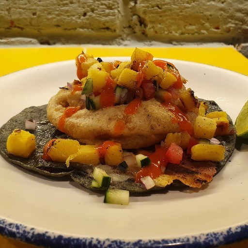 Taco de pescado, Contracorriente