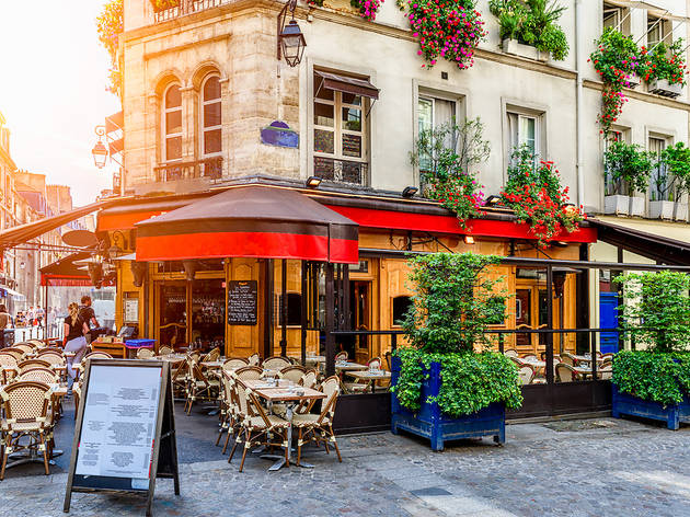 Paris Paris