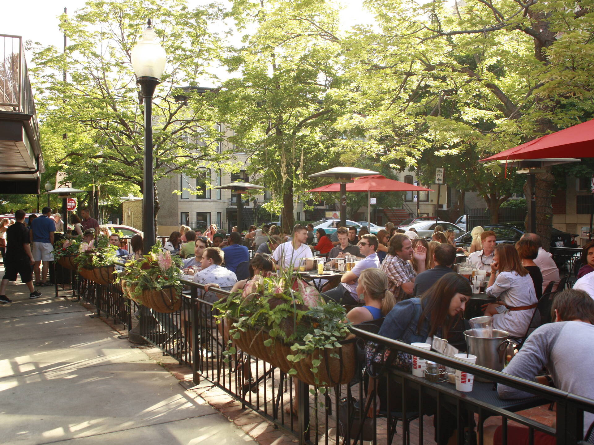 Where to Dine Outside in Chicago Rooftops, Patios and Beer Gardens
