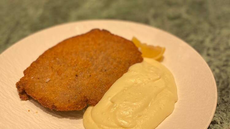 Breaded beef cutlet by Agustin Ferrando Balbi of Andō