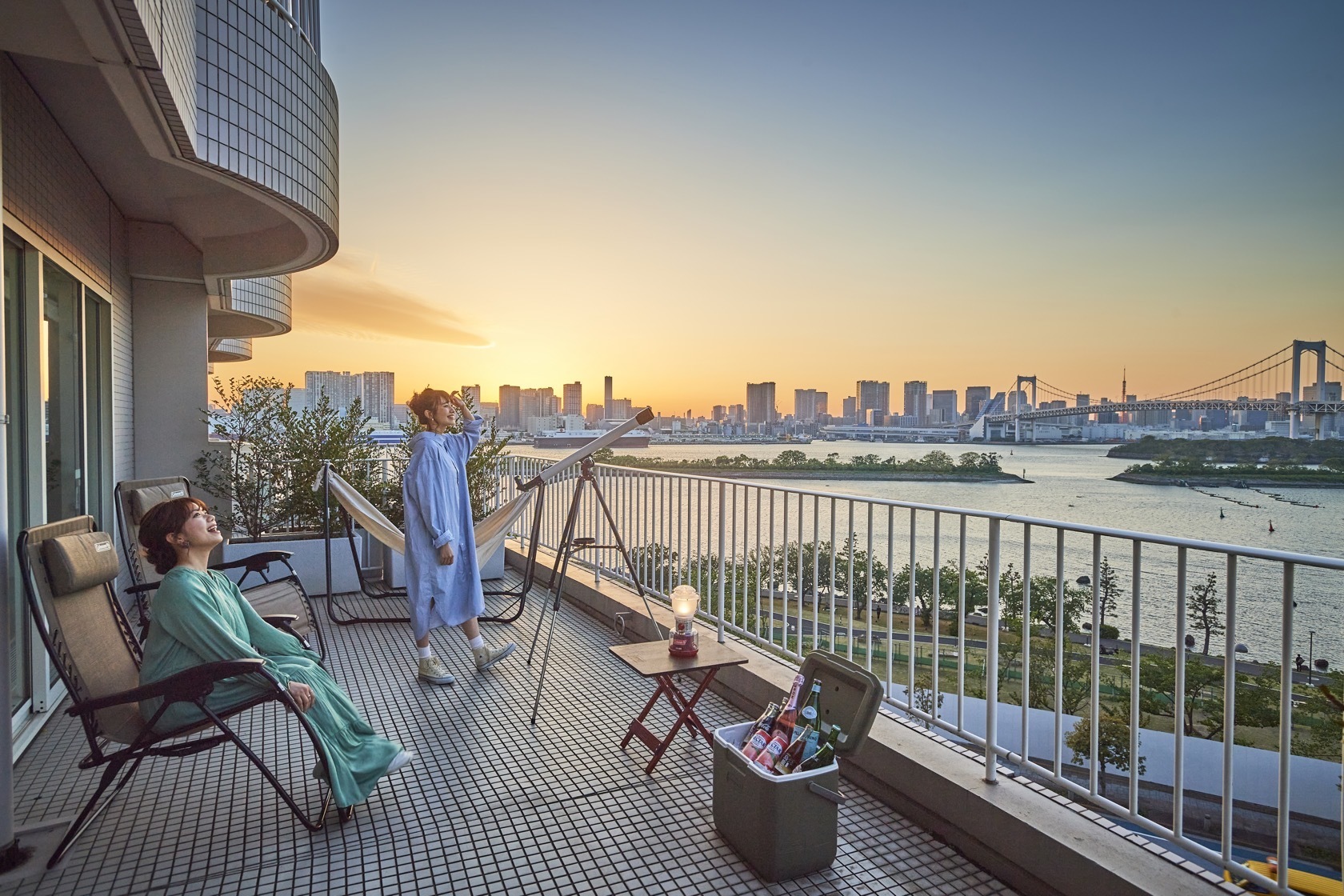 CLOUDY BAY  Cloudy Bay “Come Sail Away” lounge at Seascape Terrace in  Hilton Tokyo Odaiba.