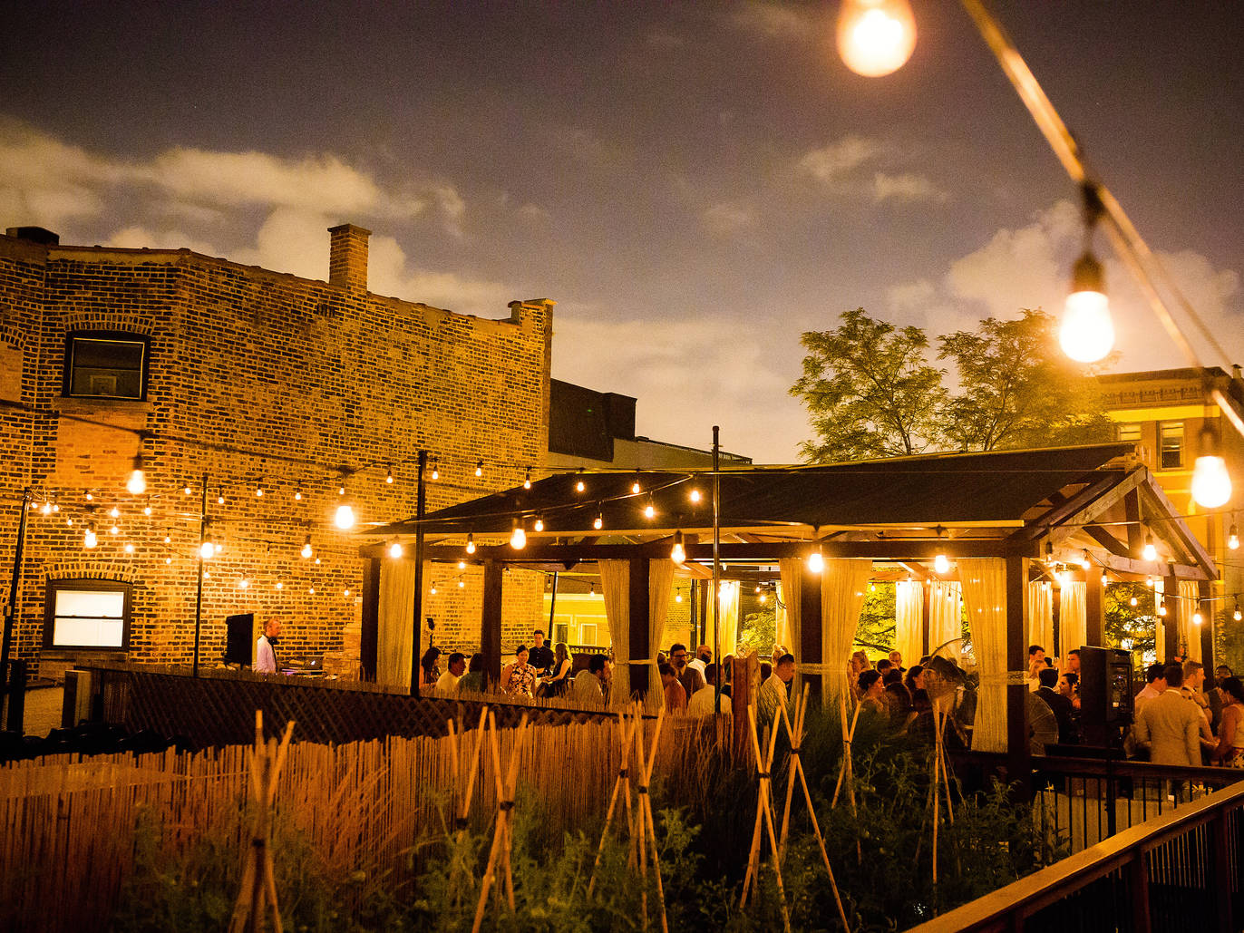 22 Best Rooftop Restaurants in Chicago for Outdoor Dining