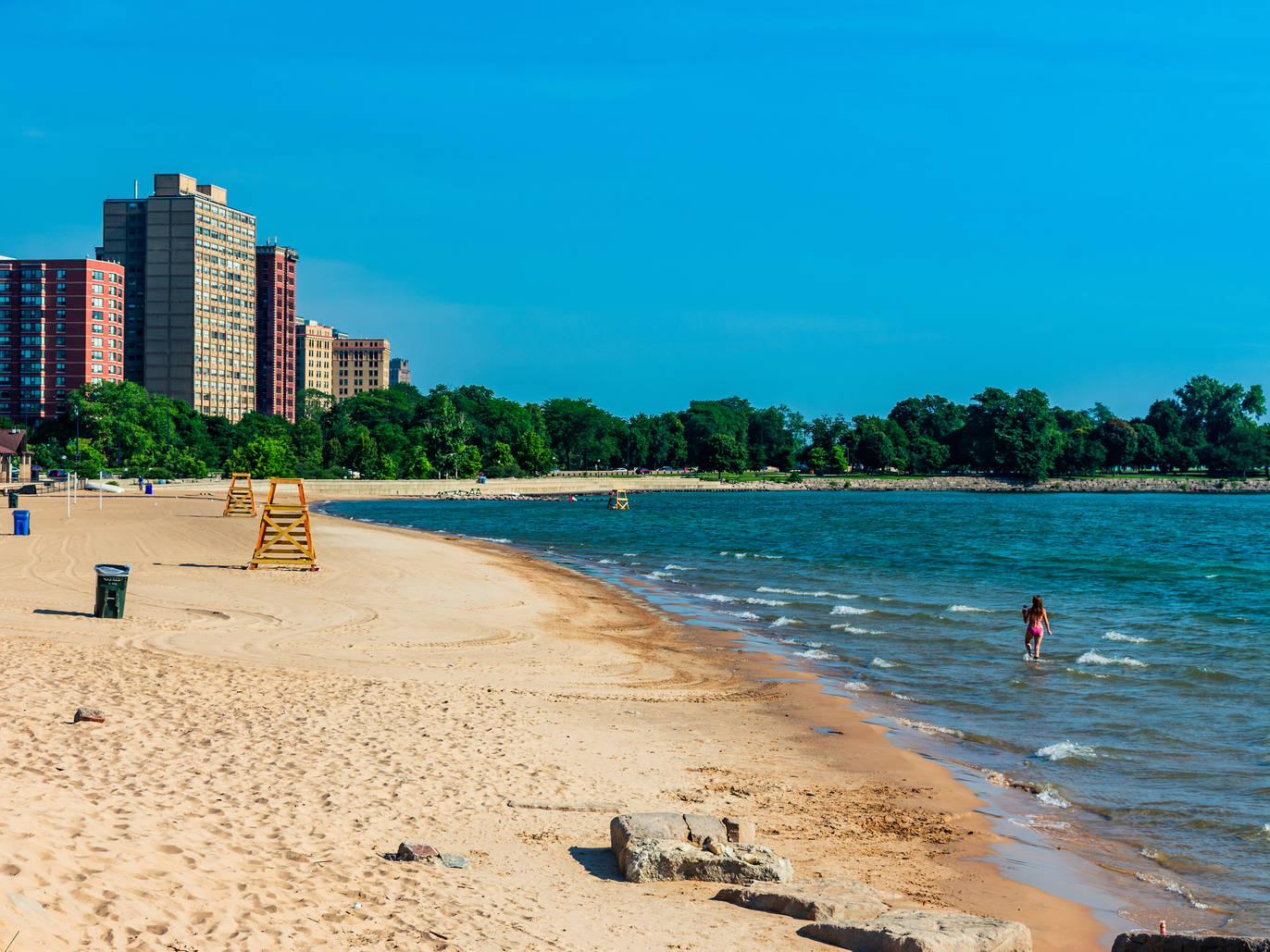 28 Best Chicago Beaches to Explore for Sunny Summer Fun