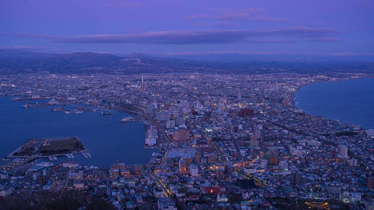 Photo: Zhuoqian Yang/Unsplash | Night view of Hakodate City, Hokkaido prefecture