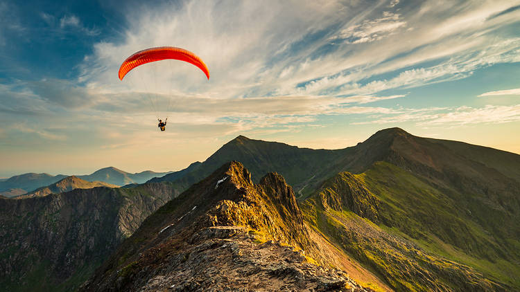 Paragliding in the Brecon Beacons