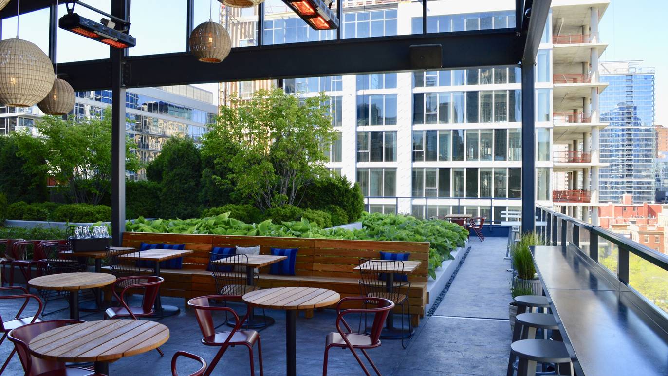 bar avec | Restaurants in River North, Chicago