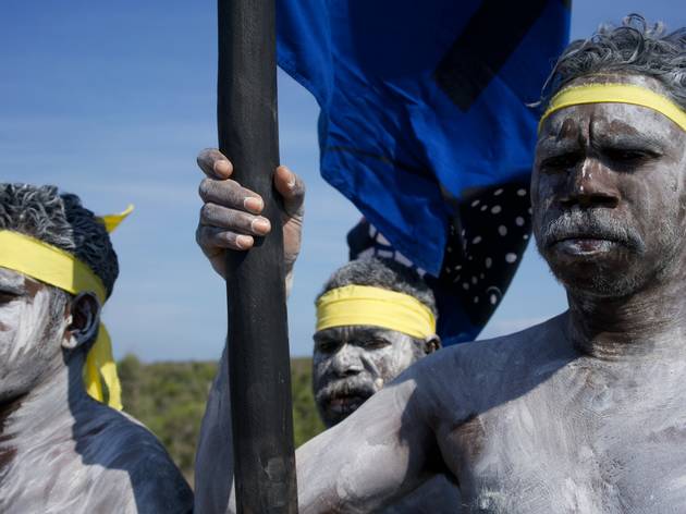 Buŋgul, Rising 2021 First Nations men in traditional paint and headscarves