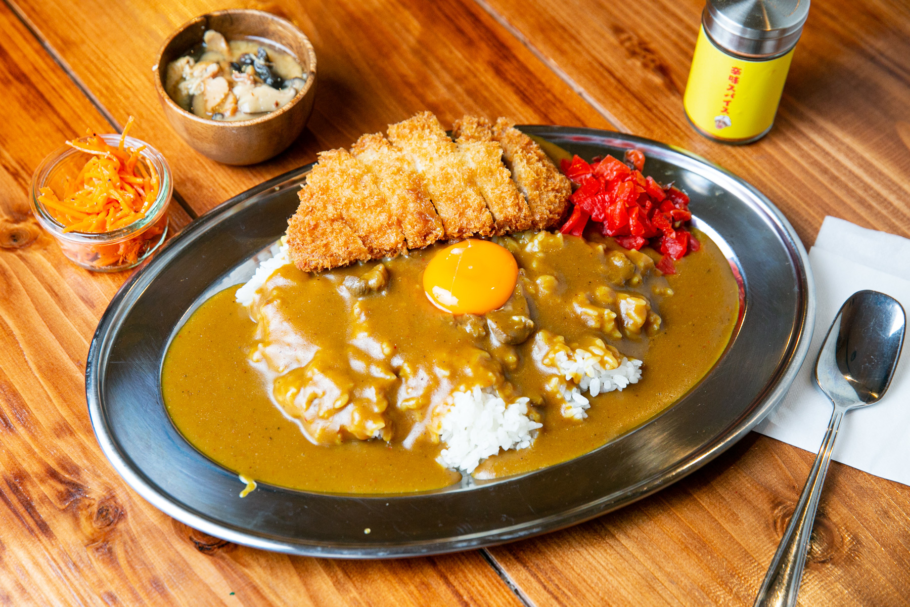 大阪マドラス22号店(Photo:Keisuke Tanigawa)
