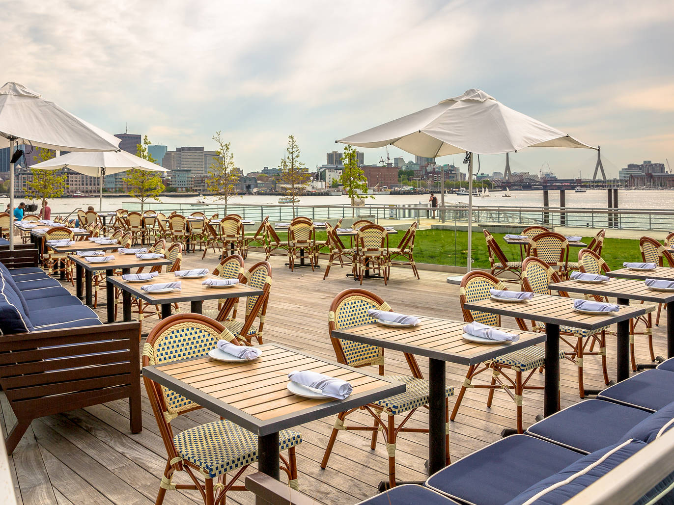 Best Waterfront Restaurants Boston Seafood with Views