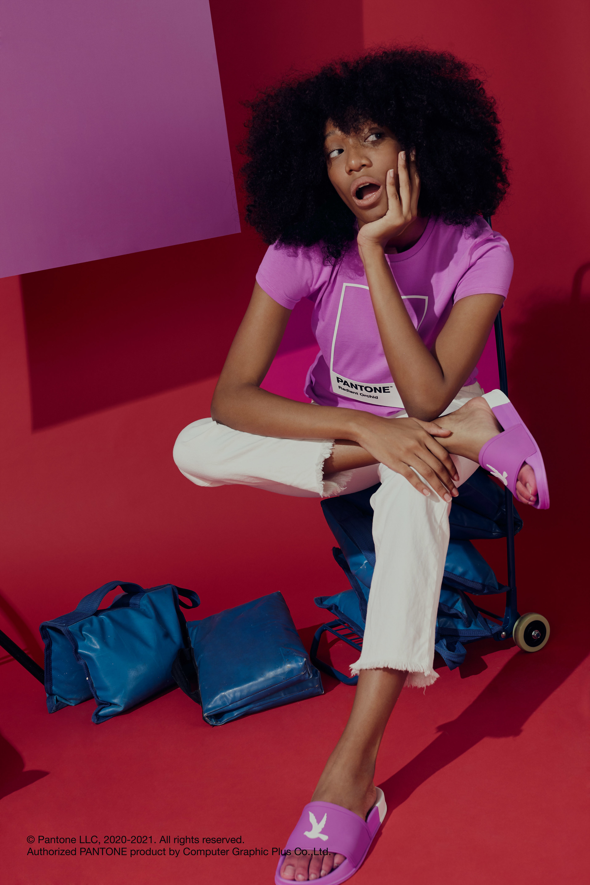 CC DOUBLE O x PANTONE