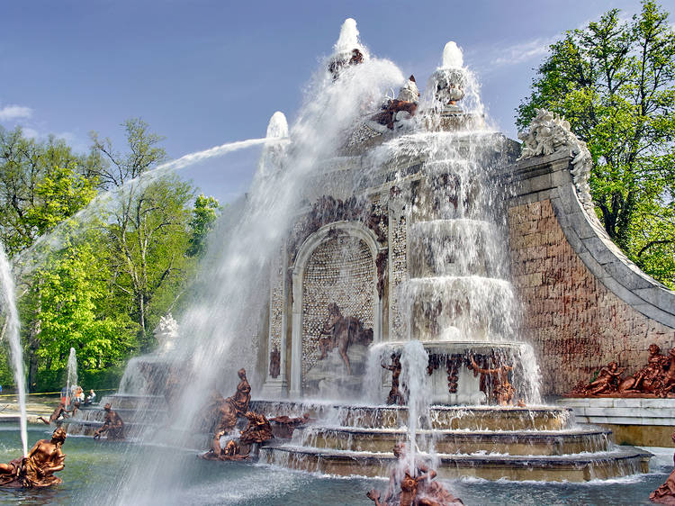 Las espectaculares fuentes de La Granja vuelven a encenderse este verano