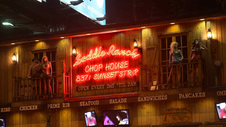 Stroll along the storied Sunset Strip Stroll along the storied Sunset Strip