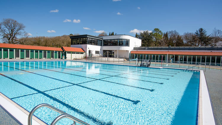 Lido Ponty, Pontypridd