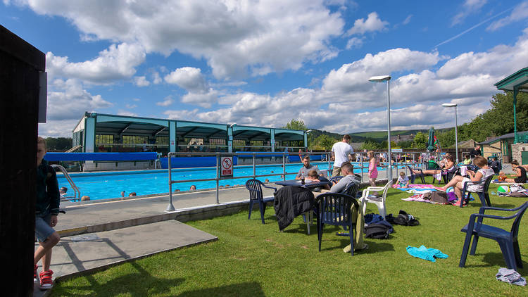 Hathersage Pool, Peak District