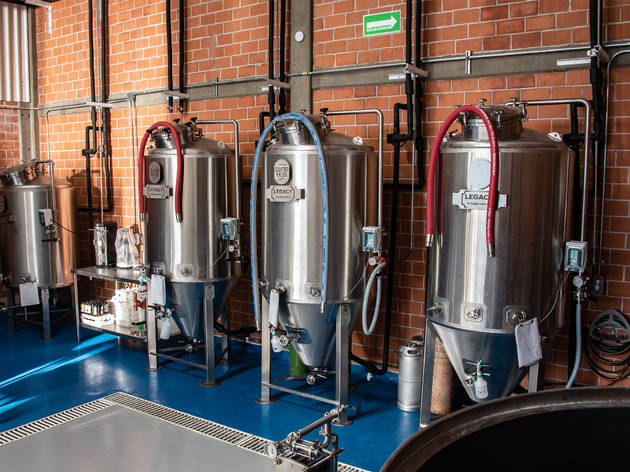 Cervecería Cuatro Palos en Querétaro Tanques cerveceros de coccion