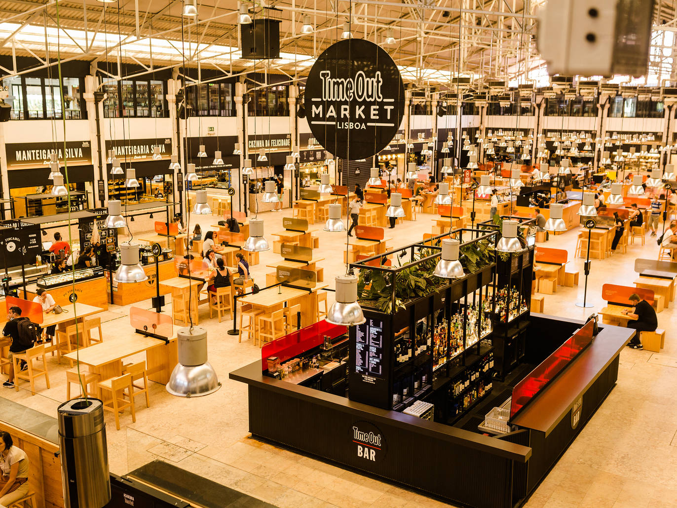 restaurants at time out market lisbon