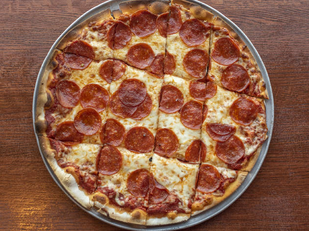 Thin Crust Pizza Chicago Il
