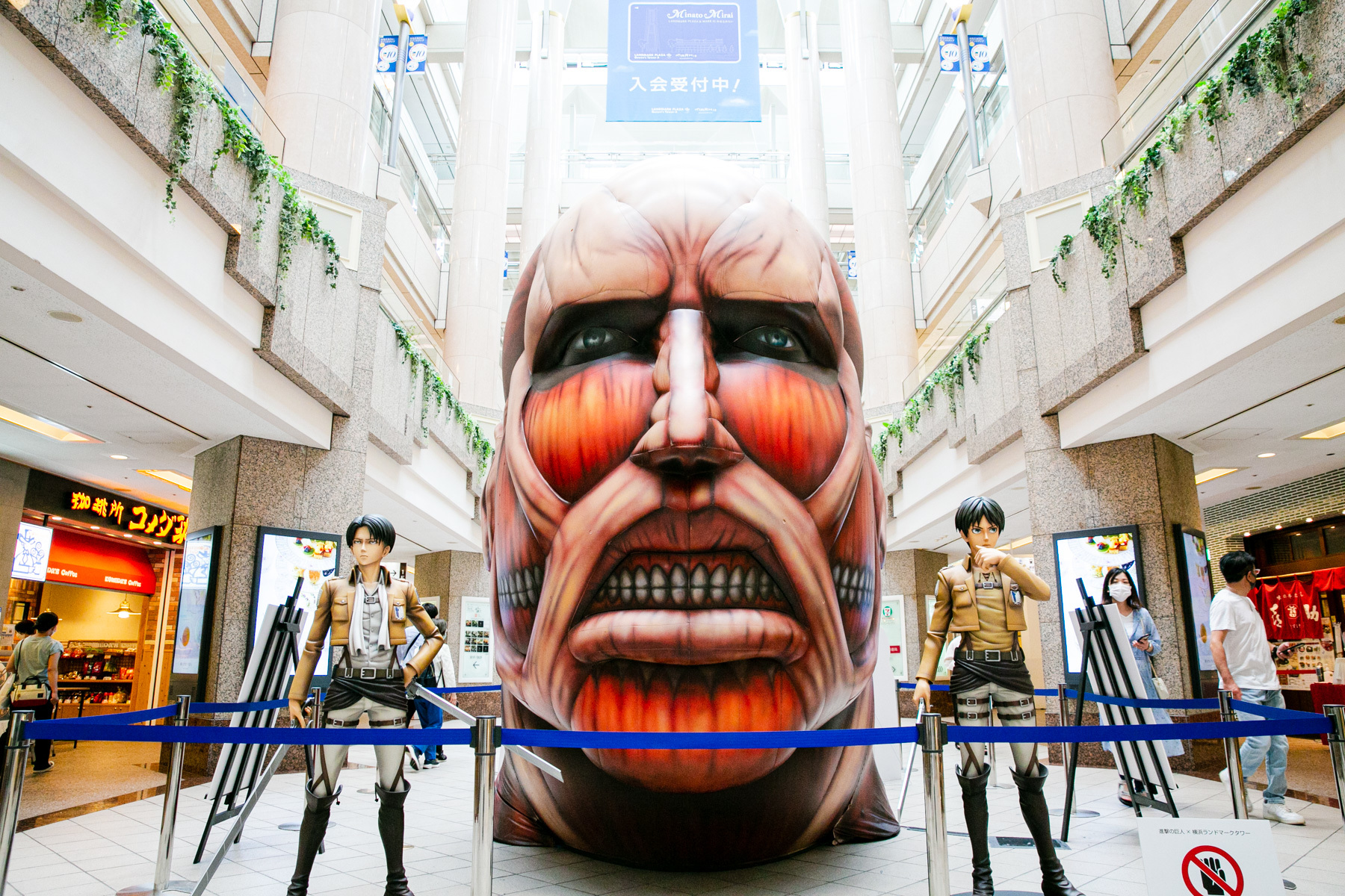 Shingeki No Kyojin in Japan [Attractions, Figures & More]