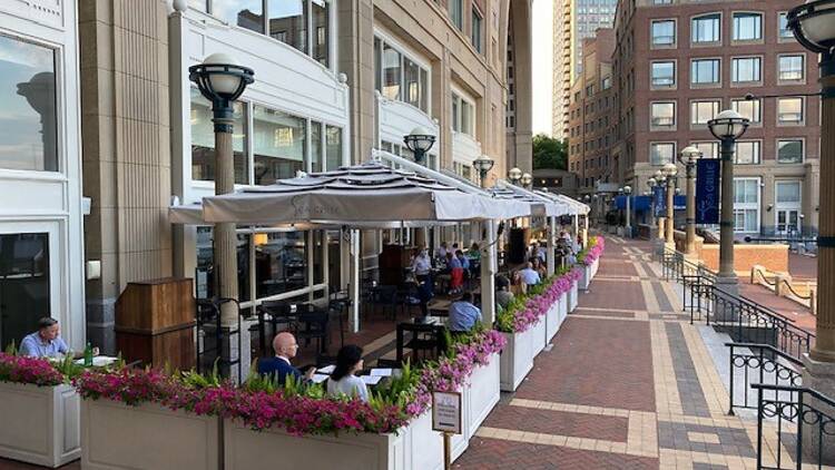 Rowes Wharf Sea Grille