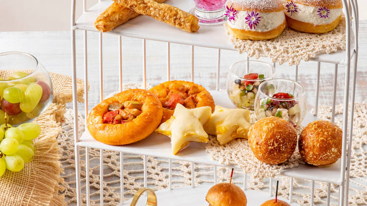 Hilton Tokyo afternoon tea