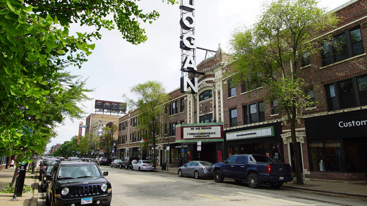 Milwaukee Avenue, Chicago