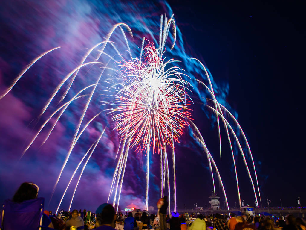 4th of July Fireworks in Los Angeles & Best Spots to See Them in 2023