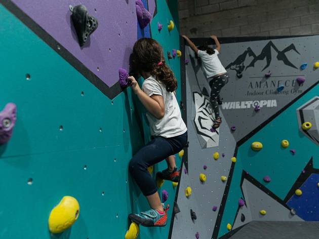 Amanecer Climbing Amanecer Climbing
