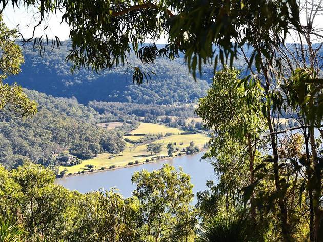 Hawkins Lookout, Wisemans Ferry Hawkins Lookout, Wisemans Ferry