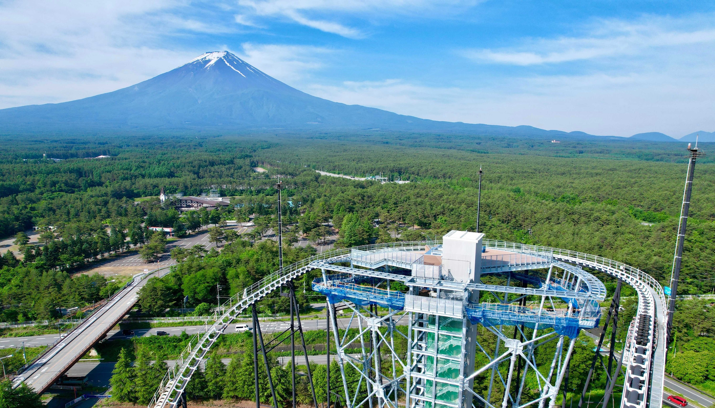 Fuji Q Highland s 55m tall observation deck has Mt Fuji views and