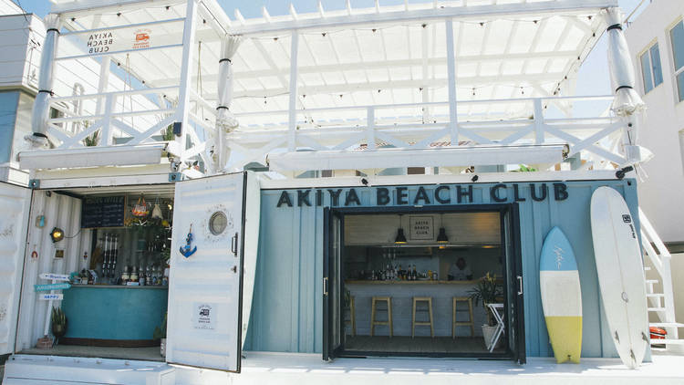 横須賀の秋谷海岸にワンランク上のビーチハウスがオープン