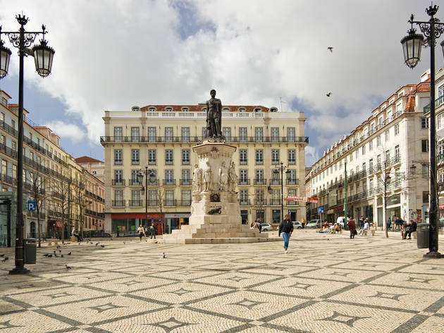 Praça Luís de Camões Praça Luís de Camões