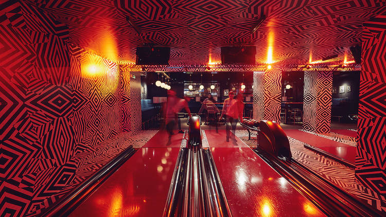 bowling, queens