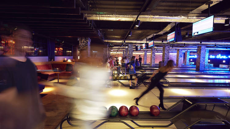 bowling, queens