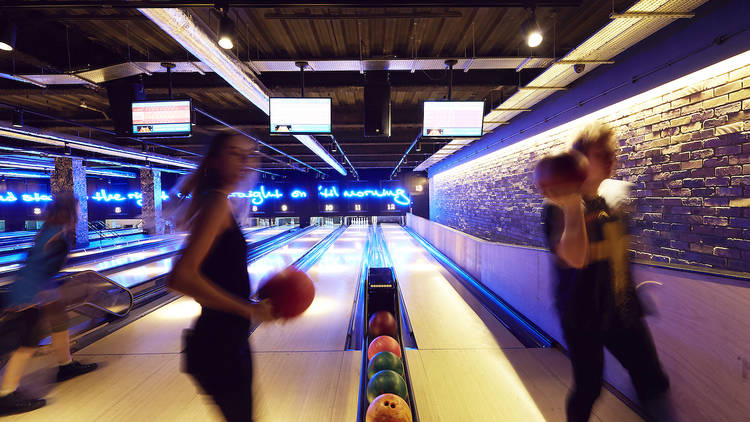 bowling, queens