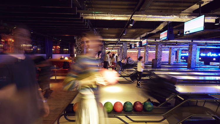 bowling, queens