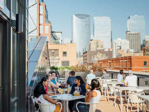 25 Best Rooftop Bars In Chicago That Are Open Now