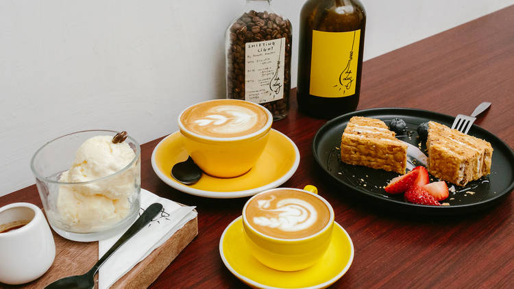  La Luz Coffee & Patisserie