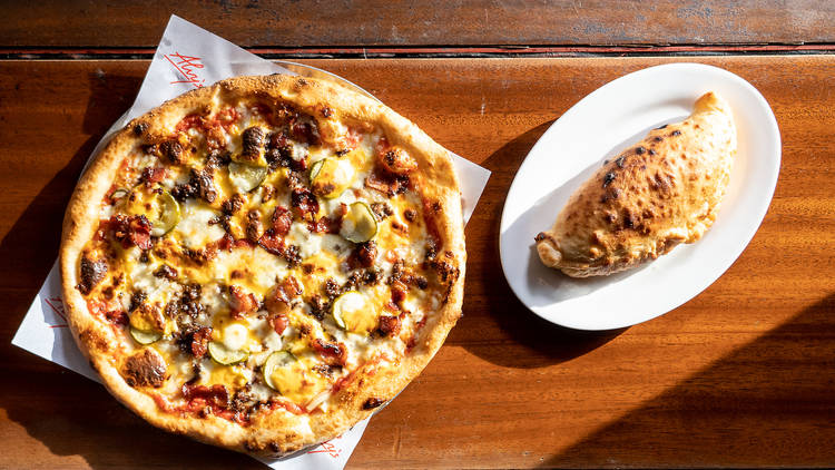 Honbo x Alvy’s Cheeseburger Pizza