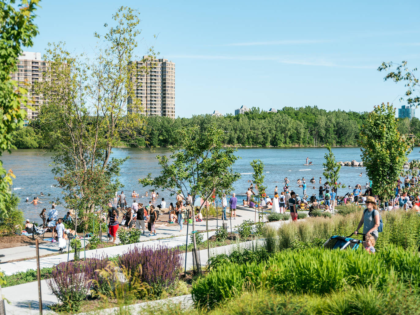 14 Best Beaches in Montreal to Cool Off With on Hot Summer Days