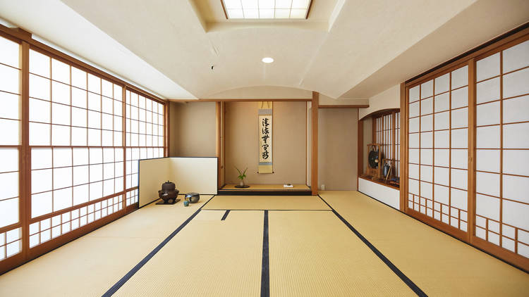 Participate in a tea ceremony at Masudaya