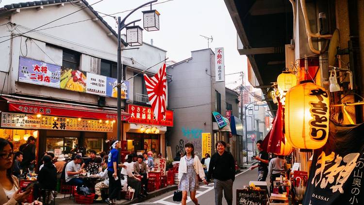 Enjoy people-watching at Gado-Shita, Koenji’s ‘yakitori street’