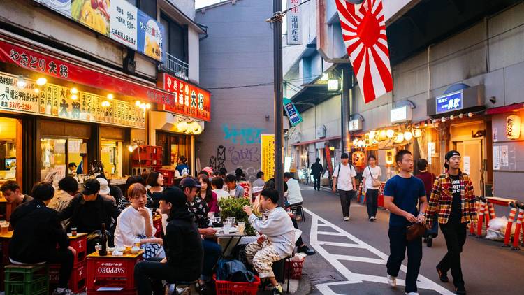 IZAKAYAS  GADO SHITA — Hello! Tokyo Tours