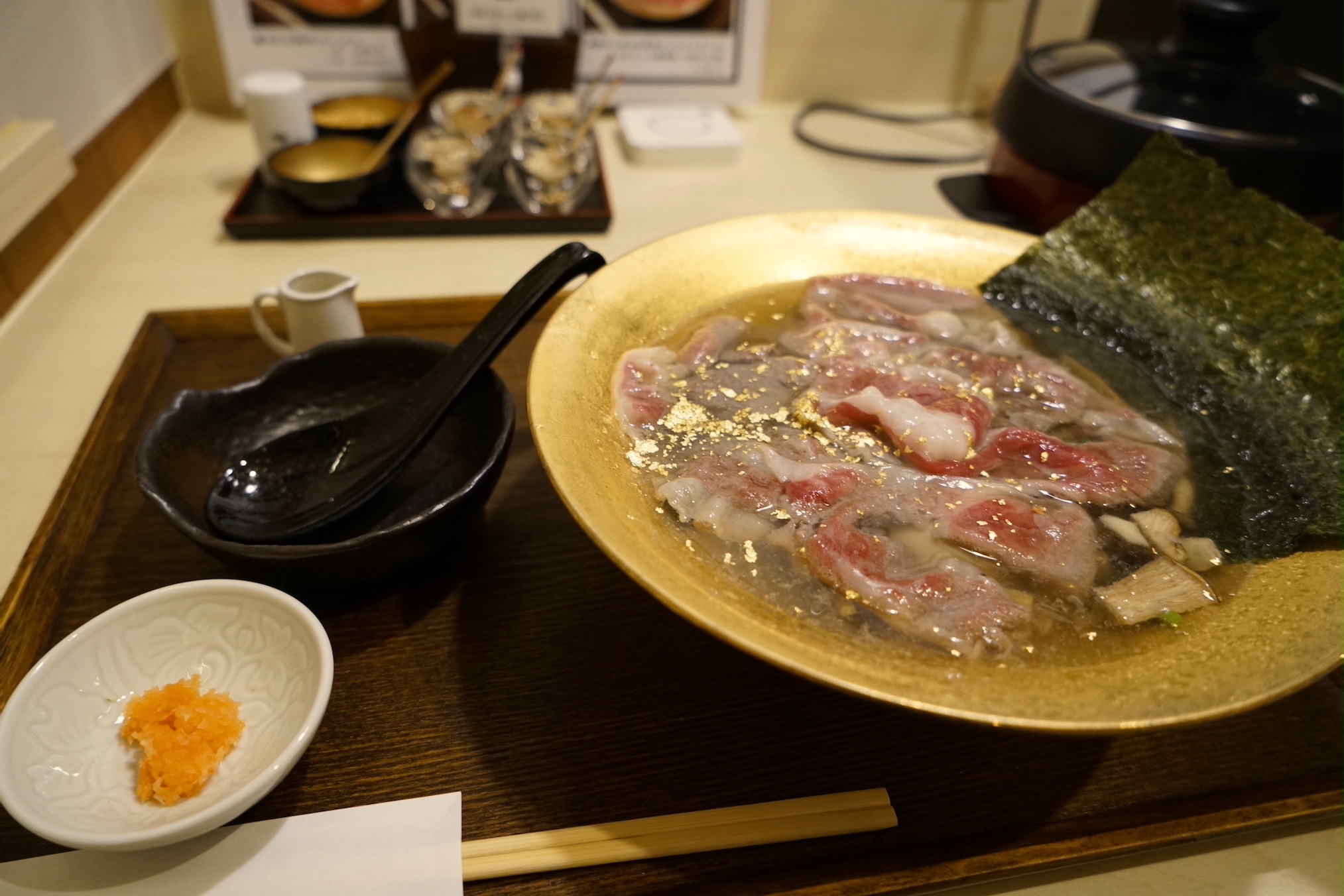 松阪牛ラーメン ひとりしゃぶしゃぶ 松虎