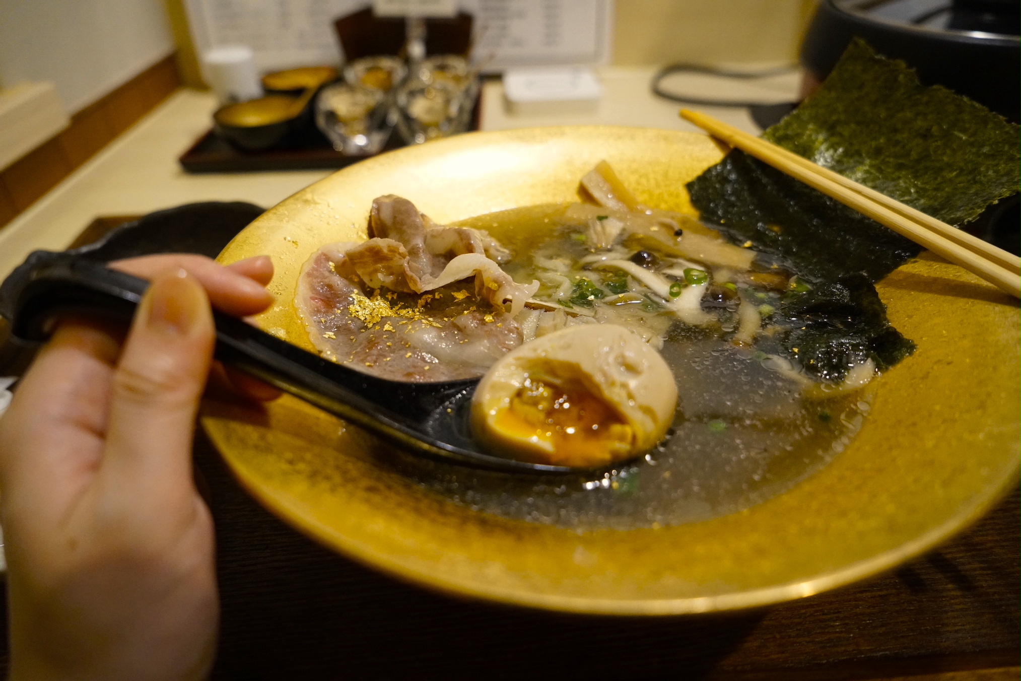 松阪牛ラーメン ひとりしゃぶしゃぶ 松虎