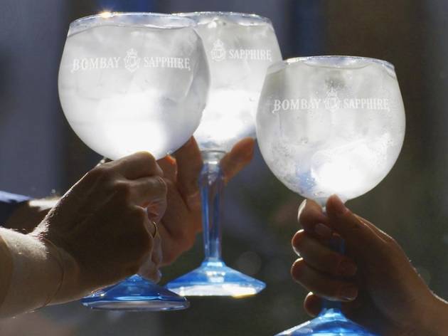 Bombay Sapphire & Tonic Bombay Sapphire & Tonic
